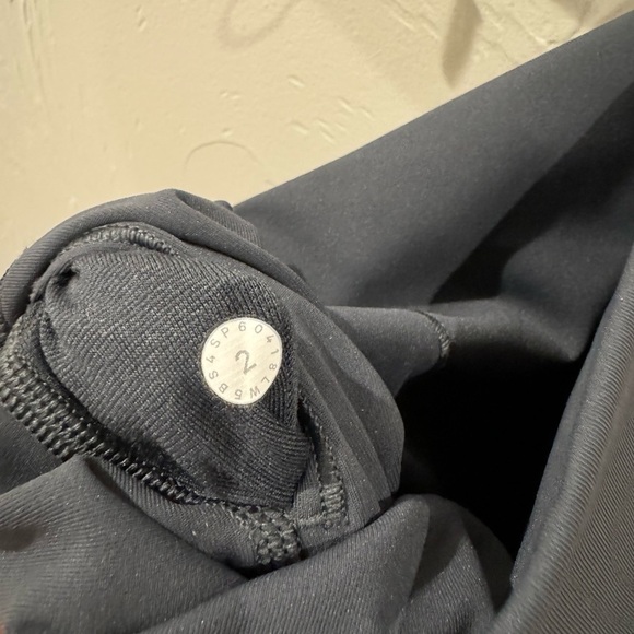 Wunder under high rise leggings with mesh - Picture 7 of 7